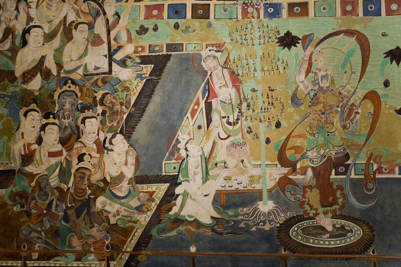 东方人,无人,站,坐,横图,室内,白天,正面,旅游,度假,绘画,名胜古迹,标志建筑,地标,建筑,敦煌,中国,亚洲,服装,遗迹,艺术,装饰,纹路,纹理,墙,洞,许多人,黄种人,古迹,文化,文物,娱乐,建设,古建筑,壁画,墙壁,墙面,衣服,站着,一群人,享受,休闲,旅游胜地,放松,服饰,洞穴,华丽,修饰,点缀,衣着,穿着,古文明,东亚,甘肃,甘肃省,莫高窟,穴,肌理,中华人民共和国,衬托,美观,雅致,雅观,西北地区,甘,酒泉,酒泉市,衣饰,千佛洞,男人,男性,女人,女性,中年男性,中年女性,亚洲人,画画,站立,坐着,半身,彩图,敦煌莫高窟