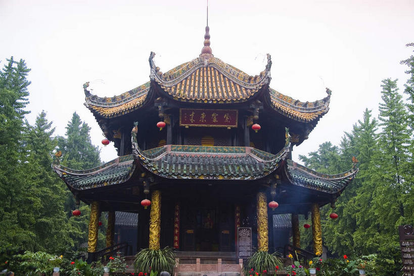 无人,宫殿,横图,室外,白天,仰视,旅游,度假,名胜古迹,植物,标志建筑,地标,建筑,中国,亚洲,阴影,遗迹,光线,瓦片,影子,柱子,亭子,屋檐,古迹,文物,娱乐,建设,古建筑,檐,树,树木,绿色,天空,阳光,自然,凉亭,天,享受,休闲,旅游胜地,放松,四川省,生长,成长,宫廷,古文明,东亚,四川,成都,成都市,中华人民共和国,省会,西南地区,川,王宫,青羊宫,青羊区,彩图,低角度拍摄,皇宫,飞檐