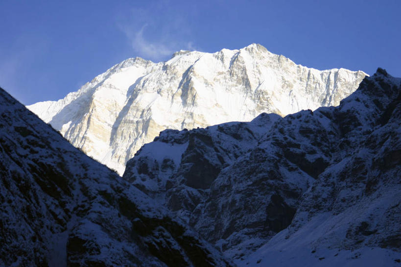 无人,横图,室外,白天,仰视,旅游,度假,美景,山,雪,雪山,大雪,尼泊尔,亚洲,阴影,光线,影子,冰,积雪,景观,山峰,雪景,云,云朵,冬季,冬天,山峦,云彩,娱乐,蓝色,白云,蓝天,天空,阳光,自然,天,享受,休闲,景色,放松,寒冷,晴朗,冰冷,自然风光,南亚,喜马拉雅山脉,安纳普尔纳峰,尼泊尔王国,喜马拉雅山,严寒,喜马拉雅,冰凉,酷寒,凛冽,凛凛,极冷,库塘峰,晴空,彩图,低角度拍摄