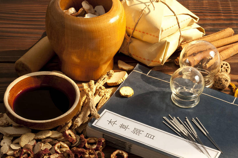 无人,医生,横图,化妆,美容,静物,北京,中国,亚洲,护肤,药,准备,堆叠,木制,包裹,材料,瓷器,文字,液体,纸,草药,药草,陶瓷制品,光亮,肉桂,古典,针,传统,药水,医疗用品,碗,医护人员,医疗人员,保养,享受,休闲,健康,汉字,山楂树,放松,保健,摄影,药房,有机食品,多样,堆,研磨,准确,草本,中国文化,医疗器械,针灸,研磨器,选择,干的,营养品,中医,东亚,养颜,针灸针,技能,针灸师,拔罐,黄连,党参,大夫,书,彩图,影棚拍摄,SPA美容,木通,传统文化,汉医,成分,草果
