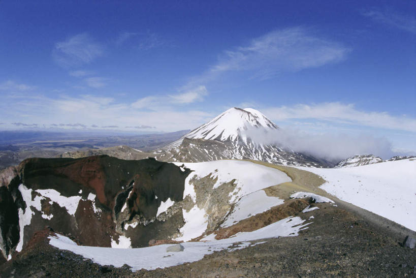 无人,横图,俯视,室外,白天,旅游,度假,草地,草坪,石头,美景,山,雪,雪山,植物,大雪,新西兰,阴影,光线,石子,影子,冰,积雪,景观,山峰,雪景,云,云朵,冬季,冬天,山峦,云彩,娱乐,草,蓝色,绿色,白云,蓝天,天空,阳光,自然,天,享受,休闲,景色,放松,寒冷,晴朗,冰冷,国家公园,自然风光,大洋洲,严寒,纽西兰,冰凉,酷寒,凛冽,凛凛,极冷,长白云之乡,东加里罗国家公园,汤加里罗国家公园,石块,岩石,晴空,彩图,高角度拍摄