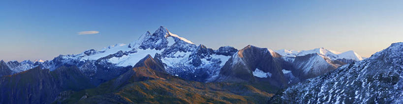 无人,横图,室外,白天,正面,旅游,度假,日出,美景,山,太阳,雪,雪山,大雪,奥地利,欧洲,阿尔卑斯山,阴影,光线,影子,冰,积雪,景观,山峰,雪景,云,云朵,冬季,冬天,朝霞,晨曦,黎明,山峦,云彩,娱乐,蓝色,白云,蓝天,天空,阳光,自然,天,享受,休闲,景色,放松,寒冷,晴朗,冰冷,自然风光,中欧,阿尔卑斯山脉,严寒,奥地利共和国,蒂罗尔,蒂罗尔州,冰凉,酷寒,凛冽,凛凛,极冷,朝阳,晴空,彩图,破晓