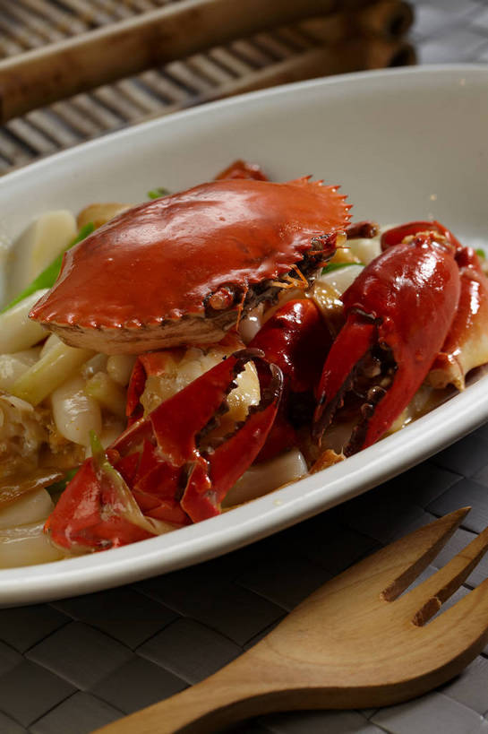 点心,蟹,无人,竖图,俯视,室内,特写,白天,烹饪,中餐,餐桌,桌子,餐具,一把,一堆,许多,堆叠,堆积,木制,螃蟹,叉子,陶瓷,炒菜,调味,肉,香料,佐料,料理,食品,年糕,甜点,陶瓷制品,很多,蟹肉,菜肴,美食,肉类,食物,糕点,一个,白色,木制品,容器,碗,甜食,中式,佳肴,单个,餐台,中华料理,储藏,堆,配料,储存,肉食,餐叉,作料,甲壳动物,进餐用具,彩图,高角度拍摄,年年糕,贮存,shjb1,炒蟹