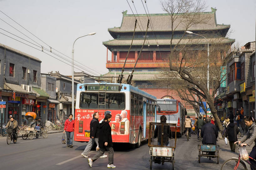 家,横图,彩色,室外,白天,旅游,城市,道路,胡同,建筑,街道,路,公路,北京,中国,亚洲,风俗,房屋,屋子,小巷,交通,首都,楼房,民居,建筑物,住宅,骑,骑车,摄影,旧的,中国文化,东亚,首府,中华人民共和国,平民,马路,彩图,旅行,房子,居住区,传统文化,bj174