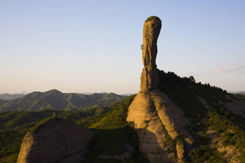 公园,横图,室外,白天,树林,建筑,中国,亚洲,山峦,历史,树木,古代,自然,旅游胜地,摄影,自然风光,东亚,中华人民共和国,华北地区,河北,河北省,冀,承德,承德市,古远,彩图,磬锤峰,棒槌山,磬锤峰国家级森林公园,bj174