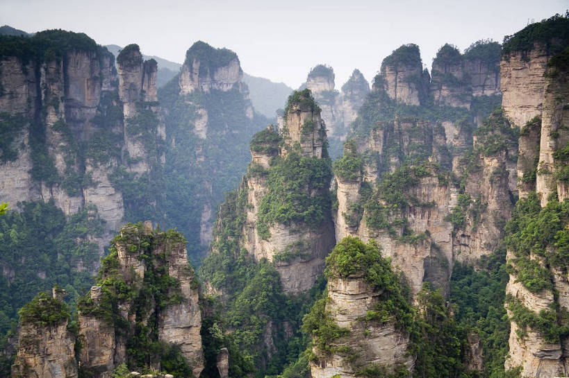 横图,彩色,室外,白天,旅游,度假,名胜古迹,山,标志建筑,地标,建筑,张家界,中国,亚洲,遗迹,壮观,图片,景观,山峰,古迹,文物,娱乐,建设,古建筑,风景区,树木,自然,享受,休闲,旅游胜地,景色,放松,摄影,美妙,自然风光,古文明,东亚,湖南,天子山,中华人民共和国,旅行,bj174