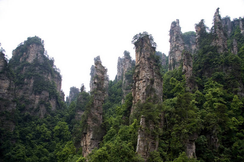 横图,彩色,室外,白天,旅游,度假,名胜古迹,山,标志建筑,地标,建筑,张家界,中国,亚洲,遗迹,壮观,图片,景观,山峰,古迹,文物,娱乐,建设,古建筑,风景区,树木,自然,享受,休闲,旅游胜地,景色,放松,摄影,美妙,自然风光,古文明,东亚,湖南,天子山,中华人民共和国,旅行,bj174