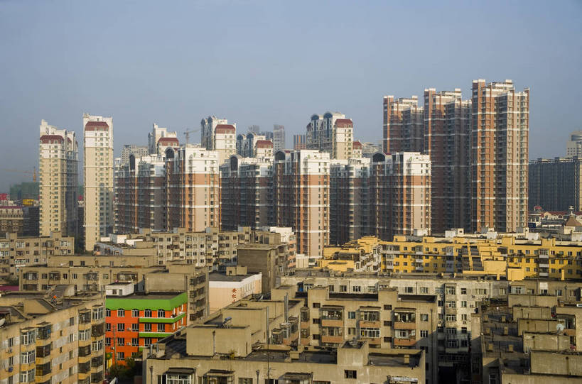 横图,室外,特写,白天,旅游,美景,城市风光,城市,大厦,道路,建筑,街道,路,公路,公共汽车,汽车,电车,中国,亚洲,著名,景观,建筑群,轨道交通,交通,都市,现代,现代建筑,车,交通工具,旅游胜地,商务楼,景色,运输,经济,哈尔滨,有轨电车,载具,东亚,发展,黑龙江,中华人民共和国,繁荣,进步,发达,马路,旅行,bj174