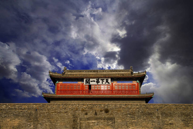 横图,彩色,室外,白天,旅游,度假,名胜古迹,标志建筑,地标,建筑,长城,中国,亚洲,遗迹,牌匾,书法,文化遗产,云,云朵,建筑群,古典,合成,古迹,历史,文物,娱乐,建设,古建筑,历史建筑,特色,古代,天空,天,享受,休闲,汉字,旅游胜地,放松,摄影,城楼,古代建筑,文明,中国文化,特效,特殊,古文明,东亚,古长城,中华人民共和国,河北省,秦皇岛,古远,特别,旅行,传统文化,山海关,bj174