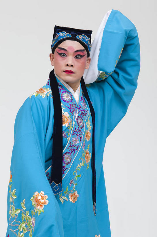 一个人,演员,竖图,彩色,白色背景,正面,化妆,北京,中国,亚洲,仅一个人,表演,艺术,造型,鲜艳,头饰,图片,注视,文化,脸谱,观察,看,站着,表情,竖,姿势,摄影,服饰,观看,动作,察看,生,关注,中国文化,戏剧,民族服饰,演出服,京剧,东亚,国粹,男人,中国人,年轻人,半身,影棚拍摄,化装,中国戏曲,传统文化,舞台妆,角色,才子,张珙,张生,小生,bj174