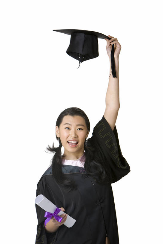 东方人,成年人,一个人,学生,竖图,抠图,白色背景,正面,兴奋,幸福,骄傲,成功,信心,中国,仅一个女性,握,文凭,教育,注视,刺激,观察,看,站着,握着,摄影,流苏,观看,察看,知识,享乐,学士帽,毕业生,毕业,成就,关注,智力,肖像,学士服,东亚,垂布,学士袍,学位帽,年轻女性,女人,女性,亚洲人,中国人,年轻人,大学生,张开手臂,半身,彩图,影棚拍摄,大学,bj175