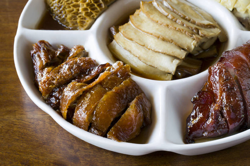 点心,烤鸭,面包,无人,横图,特写,吃饭,晚餐,午餐,鸡,静物,餐具,北京,中国,亚洲,切开,丰富,肉,熟食,美味,食品,面点,饮品,吐司,传统,鸭肉,肉类,饮食,餐饮,食物,糕点,饮料,盘子,中国菜,切,摄影,多样,法式面包,膳食,可口,清新,中国文化,选择,剖面,肉食,肉制品,吐司面包,东亚,鸡胸肉,主菜,切面,适口,彩图,高角度拍摄,多士,听型面包,肘子,传统文化,盐水鸭,bj175