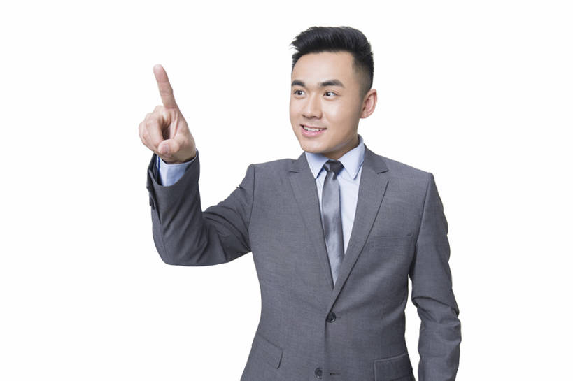 东方人,成年人,一个人,商务人士,商务男性,举,笑,微笑,露齿笑,横图,白天,抠图,白色背景,正面,衬衫,西装,商务,时尚,快乐,幸福,信心,技术,北京,中国,亚洲,仅一个男性,仅一个人,指,套装,正装,透明,触摸屏,领带,方向,现代,仅一个年轻男性,看,手势,托,站着,职业,手指,摄影,生活方式,技巧,指着,享乐,指向,食指,手艺,商务装,工薪阶层,东亚,一套,技能,技艺,男人,男性,年轻男性,亚洲人,中国人,年轻人,白领,上班族,触摸,举起,举手,举着,向上举,向上伸,向上托,半身,彩图,影棚拍摄,衬衣,欢乐,妙技,指纹扫描仪,打手势,本领,bj175