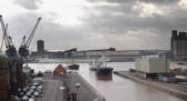 tkf001_876715