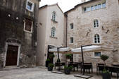 tkf001_830550