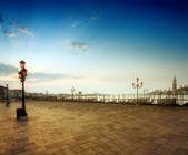 tkf001_493764