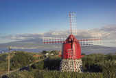 tkm003_208354